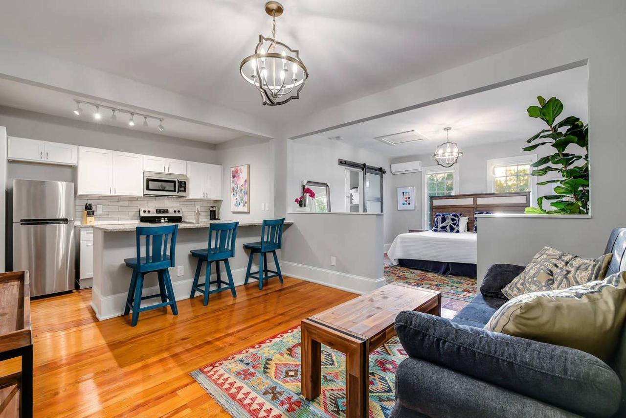 Mckenize Guest House: Marble Falls Suite 1 Bd, 1Ba Esterno foto