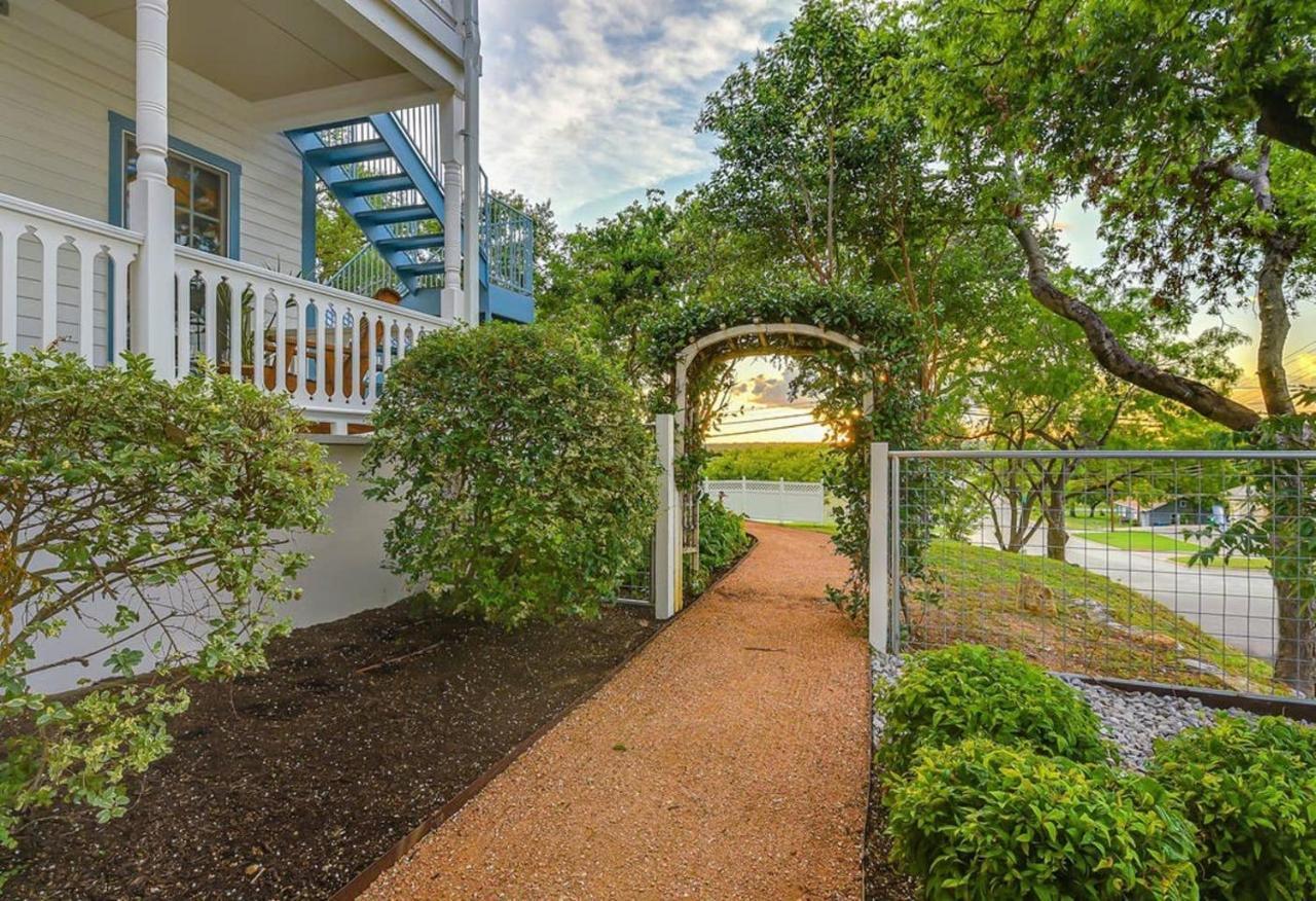 Mckenize Guest House: Marble Falls Suite 1 Bd, 1Ba Esterno foto